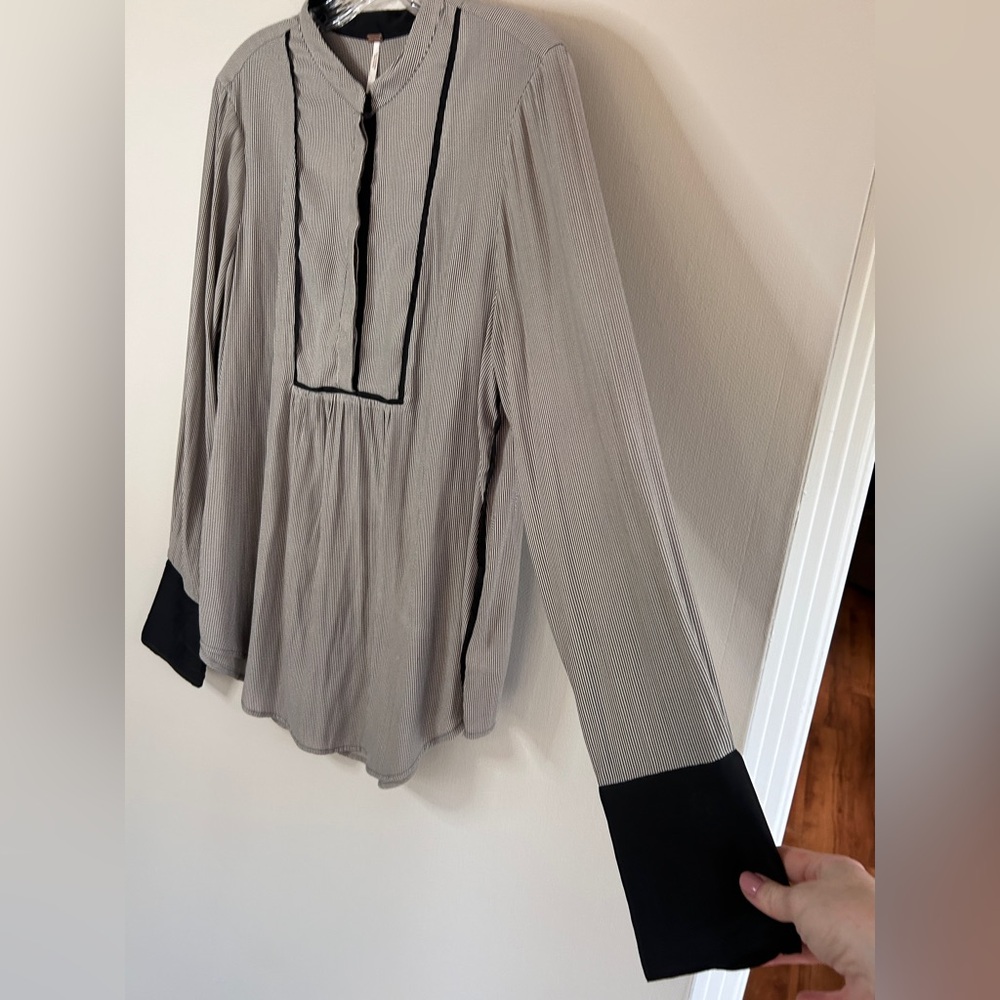 FREE PEOPLE Crepe Stripe Tunic Blouse Parisian Minimalist Capsule Boho | Size M - Picture 4 of 13